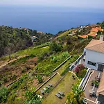 New! Nature Paradise With Ocean View & Hot Tubs Villa