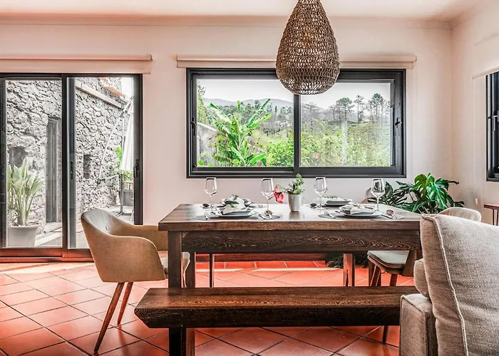 New! Nature Paradise With Ocean View & Hot Tubs