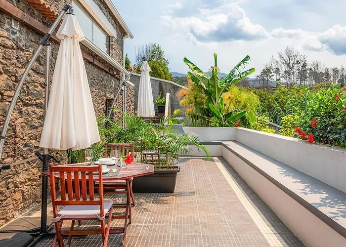 New! Nature Paradise With Ocean View & Hot Tubs * Fajã da Ovelha