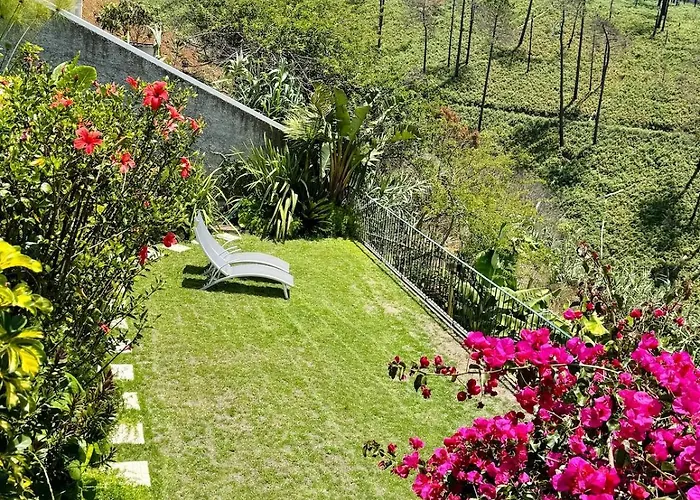 New! Nature Paradise With Ocean View & Hot Tubs Villa Fajã da Ovelha