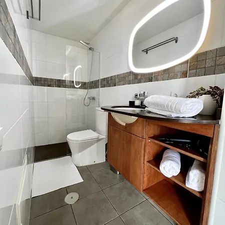 Villa New! Nature Paradise With Ocean View & Hot Tubs Fajã da Ovelha