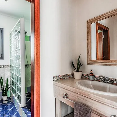 Villa New! Nature Paradise With Ocean View & Hot Tubs Fajã da Ovelha