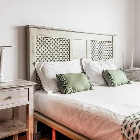 Villa New! Nature Paradise With Ocean View & Hot Tubs Fajã da Ovelha