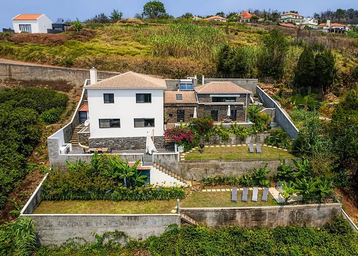 New! Nature Paradise With Ocean View & Hot Tubs Villa