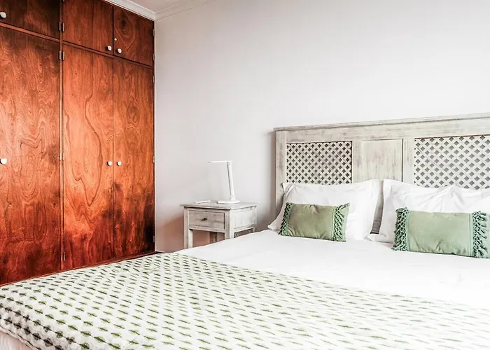 New! Nature Paradise With Ocean View & Hot Tubs * Fajã da Ovelha