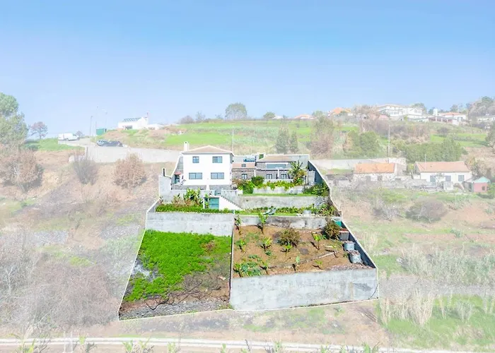 New! Nature Paradise With Ocean View & Hot Tubs * 法亚·达·奥韦利亚